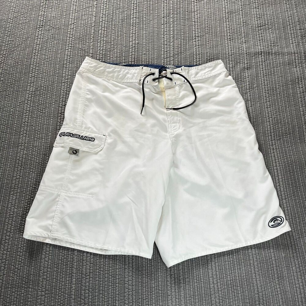 Quiksilver Boardshorts Men’s Size 33 White Swim Trunks Surf Shorts Pockets